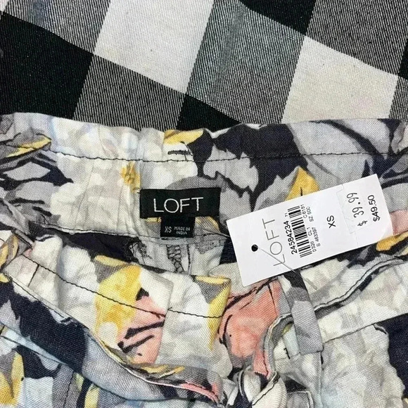 LOFT shorts size XS floral NEW - Picture 2 of 5